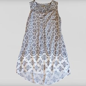 Hatley split neck tiled mandala dress M
